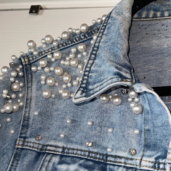 Pearl Embellished Denim Jacket - Picture 5 of 7